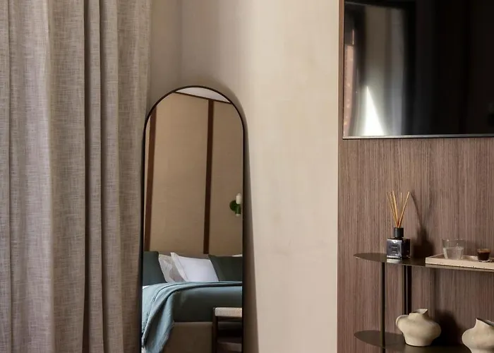Naman Hotellerie - Condotti Casa de hóspedes 4*